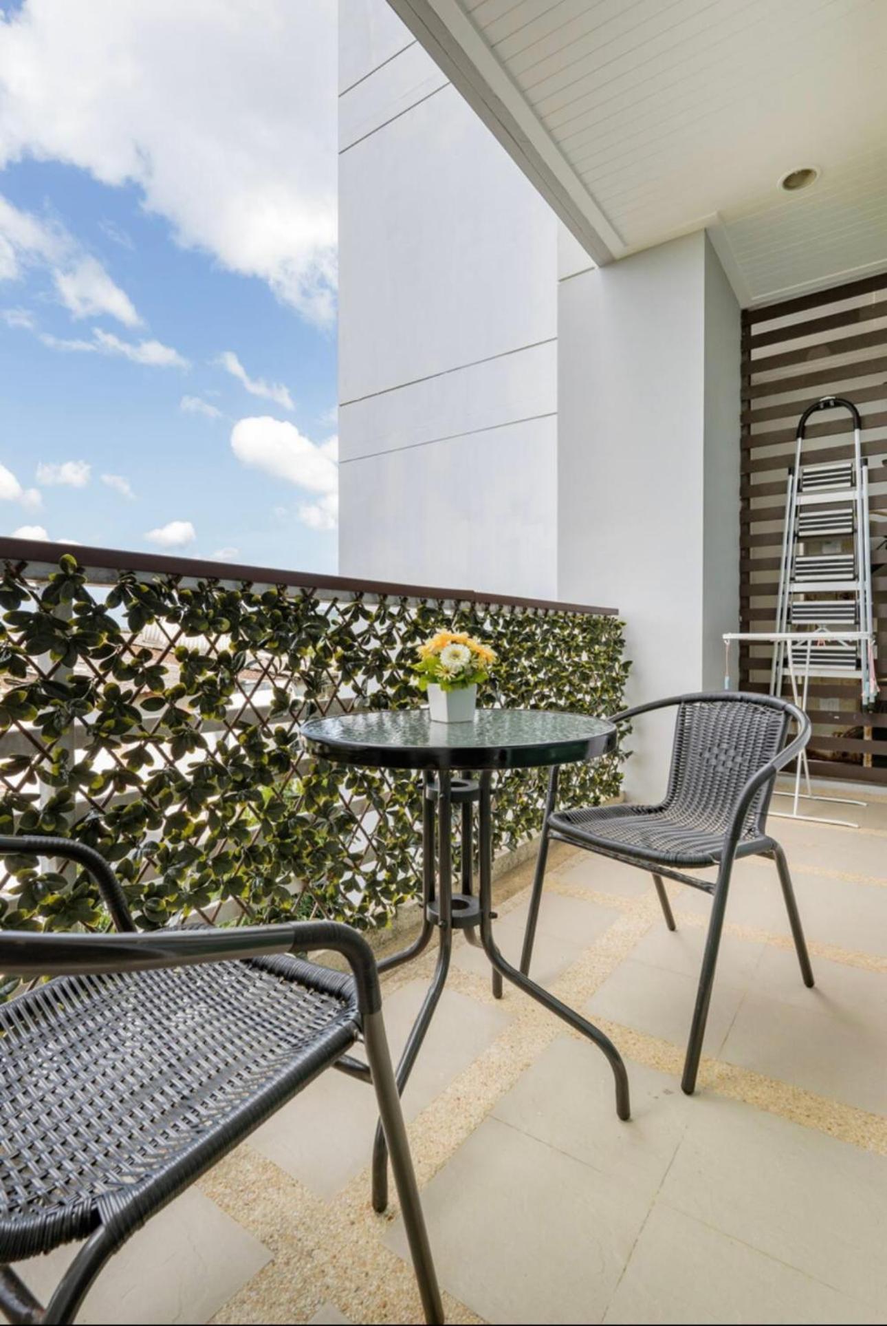 Karon Hill Family Apart 72 M2 Seaview Exterior foto